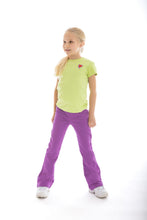 Lade das Bild in den Galerie-Viewer, Flared Pants Dinja
