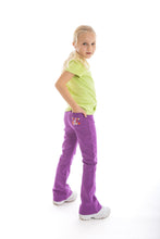 Lade das Bild in den Galerie-Viewer, Flared Pants Dinja
