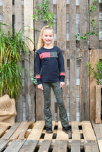 Lade das Bild in den Galerie-Viewer, Sweater Tiya
