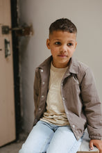 Lade das Bild in den Galerie-Viewer, T-shirt Sebas
